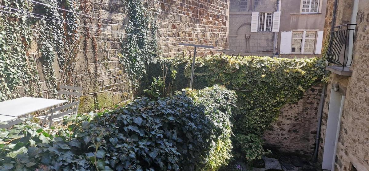 Appartement 120 M² Duplex Coeur Historique Au Calme Le Puy-en-Velay Kültér fotó