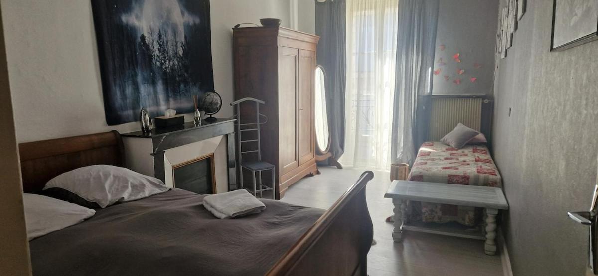 Appartement 120 M² Duplex Coeur Historique Au Calme Le Puy-en-Velay Kültér fotó